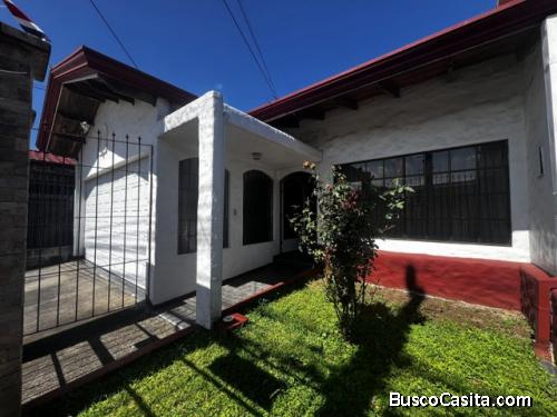 Venta de casa en Sto Domingo de Heredia 25-282