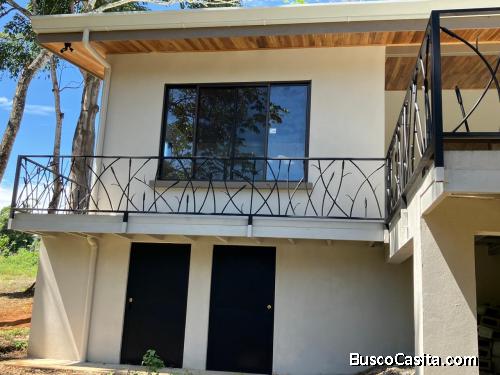 SE VENDE PRECIOSA CASA NUEVA EN ATENAS. 