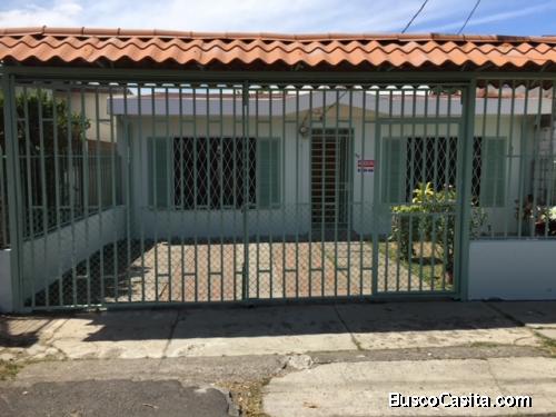 Venta de la casa de Lourdes