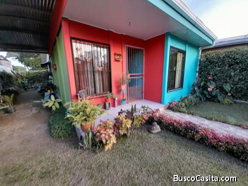 DE OPORTUNIDAD BELLA PROPIEDAD Y CASA EN GUÁPILES. 