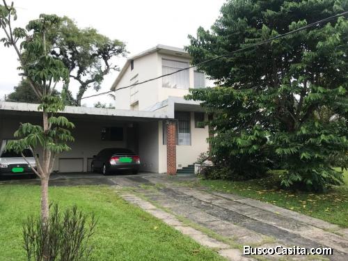 Venta de casa en Escazú  Mls. 25-244 OFC JB