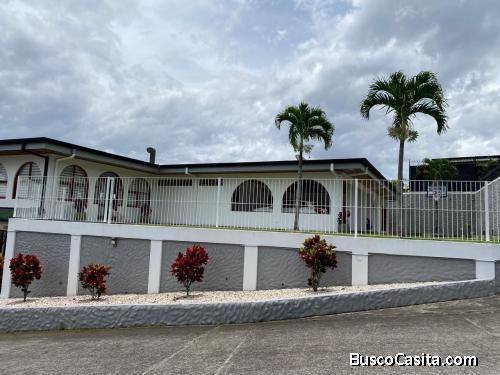 Venta de Espectacular Casa en San Rafael de Escazú  Mls. 26-263 OFC JB