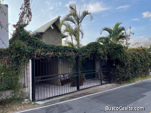 Venta de encantadora Casa en Escazú  Mls. 25-41 OFC JB