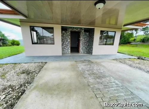 HERMOSA CASA EN VENTA EN LA TRANQUILA ZONA DE SAN VITO