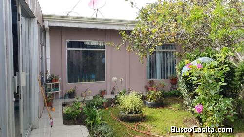 SE VENDE BELLA CASA EN COT, OREAMUNO DE CARTAGO. 