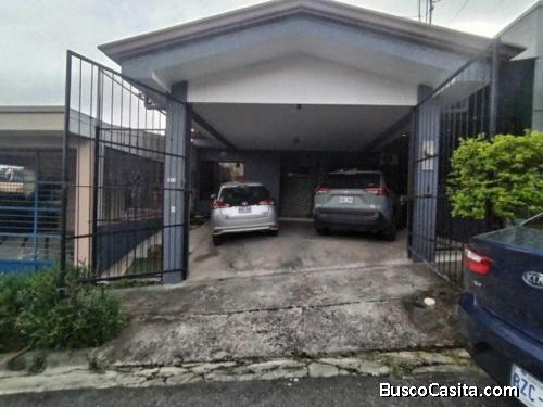 Venta de Confortable Casa en Guácima, Alajuela  Mls. 26-949 OFC JB