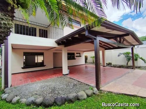 SE VENDE BELLÍSIMA CASA EN POZOS DE SANTA ANA. 