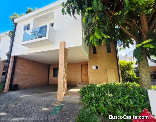VENTA DE CASA, SANTA ANA CENTRO, CONDOMINIO CASA DEL SOL - 9703656