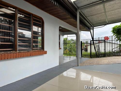 Venta de Cómoda Casa en Grecia, Alajuela  Mls. 26-694 OFC JB