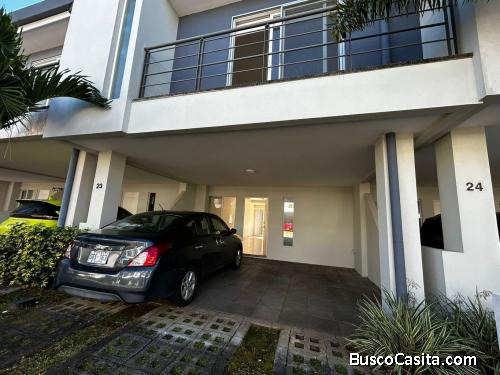 Oportunidad en Condominio: Casa Amplia de 188 m² con Aire Acondicionado y Seguridad.