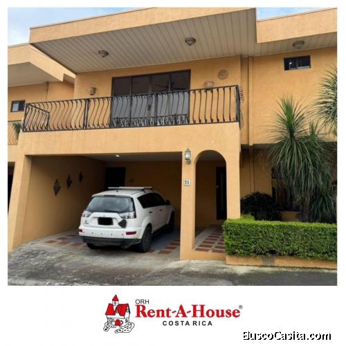 Casa en Venta en San Antonio de Belén | 4 Habitaciones, 4 Baños