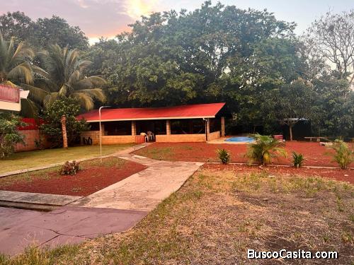 BELLÍSIMA PROPIEDAD Y CASA EN SAN CARLOS. 