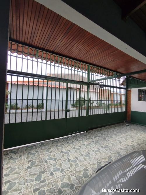 SE VENDE BELLA PROPIEDAD Y CASA EN GUADALUPE CENTRO. 