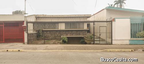 Casa con uso de suelo mixto, Barrio Don Bosco 350 mts2