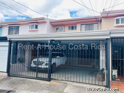 Venta de Casa en Ulloa, Heredia. RAH 26-1473