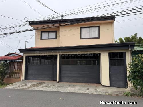 Venta de Acogedora Casa en Santo Domingo de Heredia  Mls. 26-2021 OFC JB