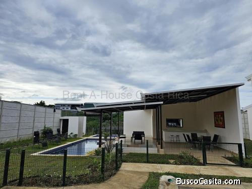 Venta de Casa en San Pablo de Heredia. RAH 27-258