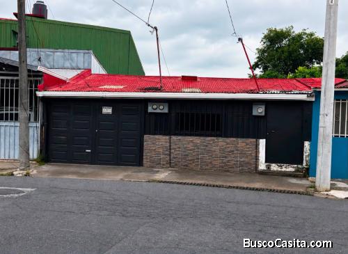 VENTA DE CASA CON USO DE SUELO MIXTO, SAN JOSÉ, TIBÁS, LEÓN XIII - 10212814