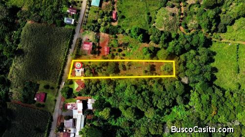 VENTA DE CASA CON LOTE DE 3.494 M2 EN TRES RIOS DE VOLCAN, BUENOS AIRES DE PUNTARENAS