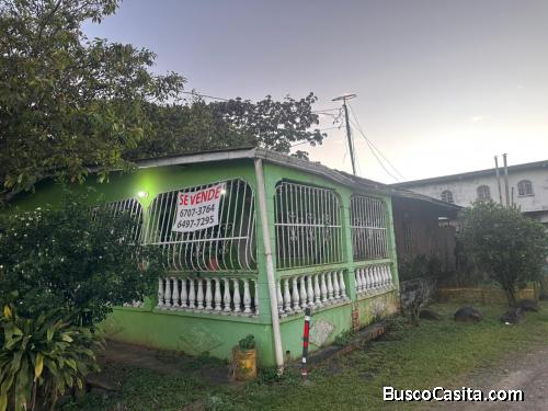 SE VENDE CASA EN LA CHORRERA