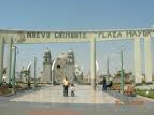VENDO CASA 1 PISO 240M2 COSTADO MERCADO 3 DE OCTUBRE - NVO.CHIMBOTE.