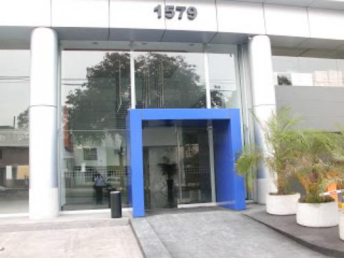 LOCAL COMERCIAL EN ALQUILER 487m2, SANTA BEATRIZ 