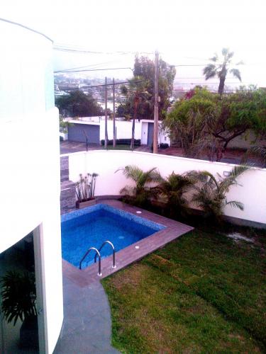 oportunidad preciosa casa exclusiva zona las lagunas de la molina con club privado