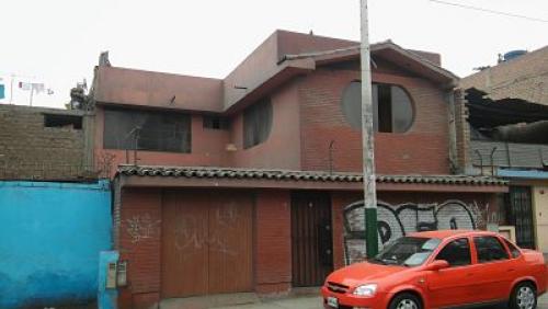 Vendo Casa para proyectos inmobiliarios,Negocios,Empresas Privada-Publica-Zona Comercial