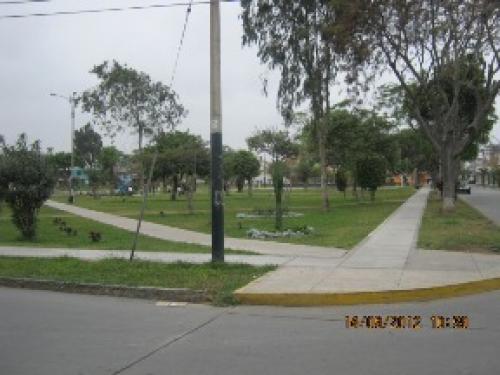 VENDO CASA URB LOS LAURELES CHORRILLOS