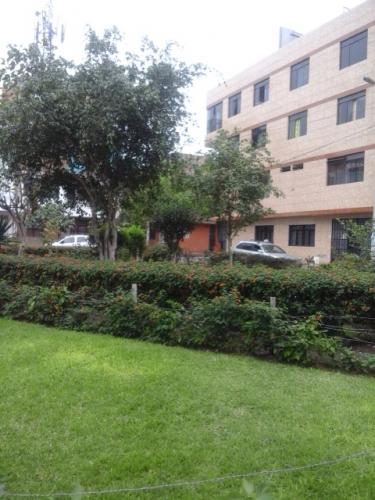 S.M.  PORRES,  VDO.  CASA,   ESQ.  TOMAS VALLE Y UNIVERSITARIA.