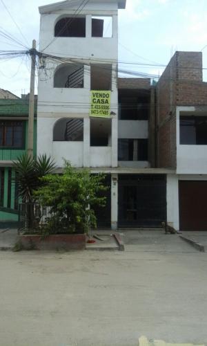 CARABAYLLO – URB.TUNGASUCA  – VENDO CASA 3 PISOS.
