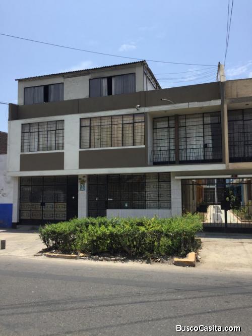VENDO CASA EN LA VICTORIA