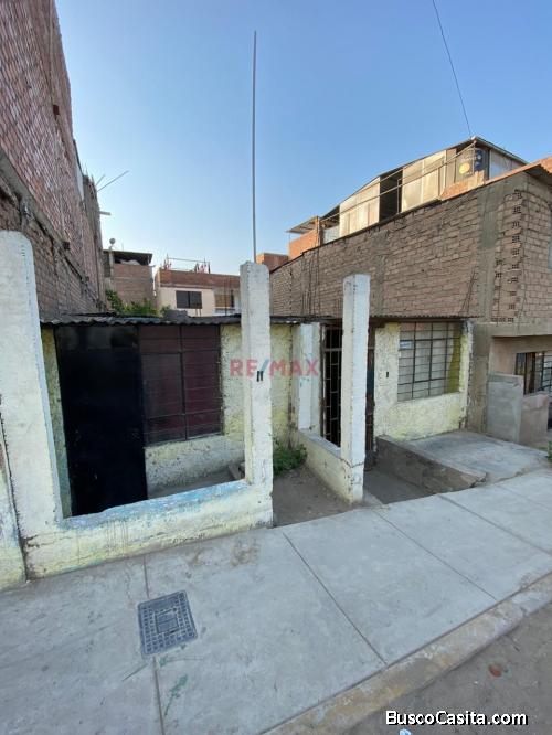 VENDO CASA COMO TERRENO VILLA EL SALVADOR