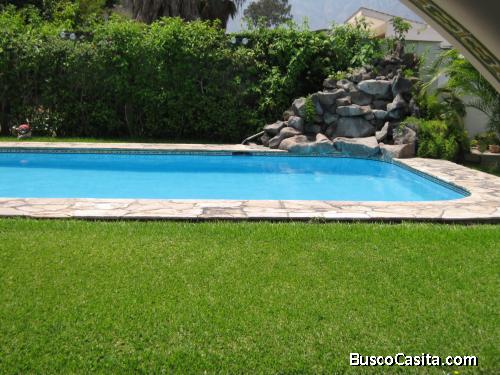 Vendo linda casa en Rinconada del lago La molina