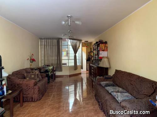 VENTA DE DEPARTAMENTO TIPO CASITA 1ER PISO 