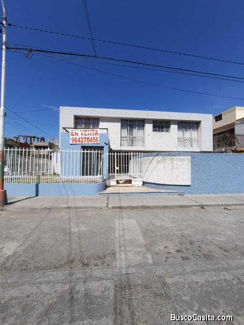 Se VENDE CASA en Urb. Los Naranjos JLBR 