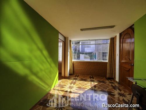 CASA EN VENTA EN HUNTER, A MEDIA CUADRA DE LA AV. BRASILIA, ALTURA RESERVORIO
