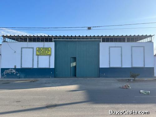 VENTA DE LOCAL COMERCIAL EN AA.HH. LA MOLINA NUEVO CHIMBOTE