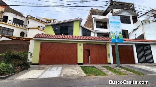 CASA DE DOS PISOS+TERRAZA EN CHORRILLOS