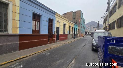 VENDO CASA COMERCIAL EN JR PARURO