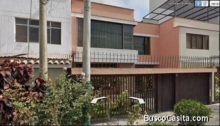 PUEBLO LIBRE CHALET PARQUE KENNEDY 4 DORM 4 BAÑOS ZONIF RDM A TRATAR
