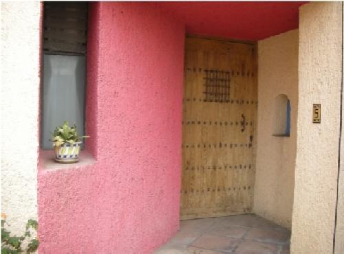 vendo casa residencial en colonia santa cruz buena vista. buen precio