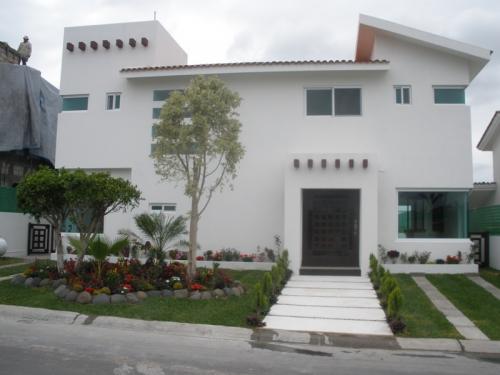 HERMOSA CASA