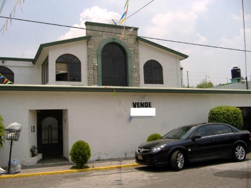 Casa Satelite Tlanepantla a un minuto periferico, Atras de Sams G. Baz y periferico