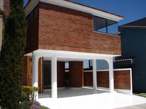 CASA DE 3 RECAMARAS Y 3 BAÑOS EN TOLUCA