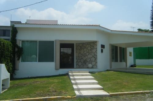PRECIOSA CASA EN OAXTEPEC CON ALBERCA