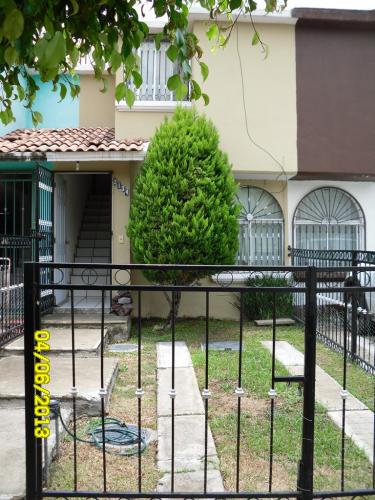 JARDINES DEL VALLE