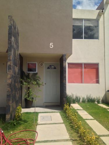 UN PATRIMONIO EN LAGO RESIDENCIAL 