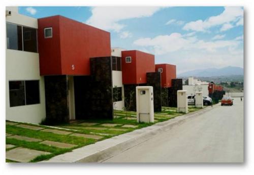 casas creadas para ti, pensando en el planeta EL LAGO RECIDENCIAL ultimas casas 