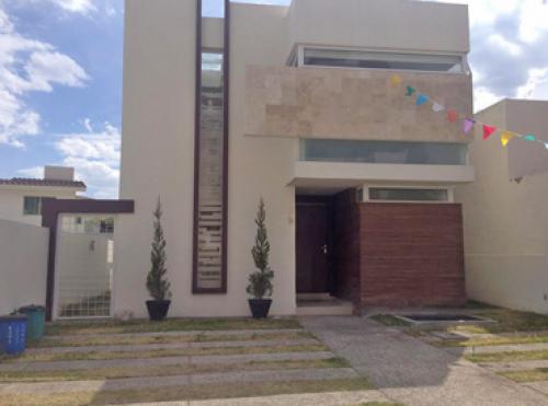 Casa Venta/ Bosques de Sta Anita/ Tlajomulco